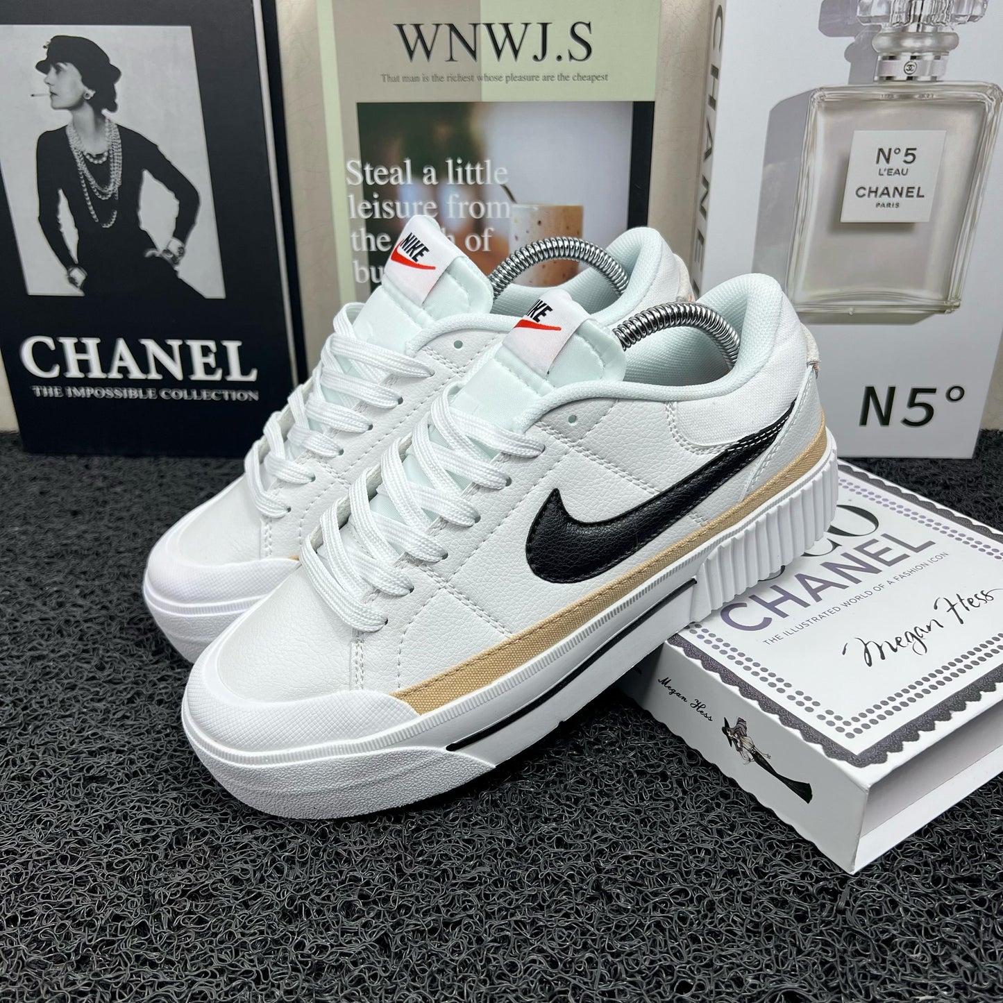 NK Legacy Ref: 3872 Dama