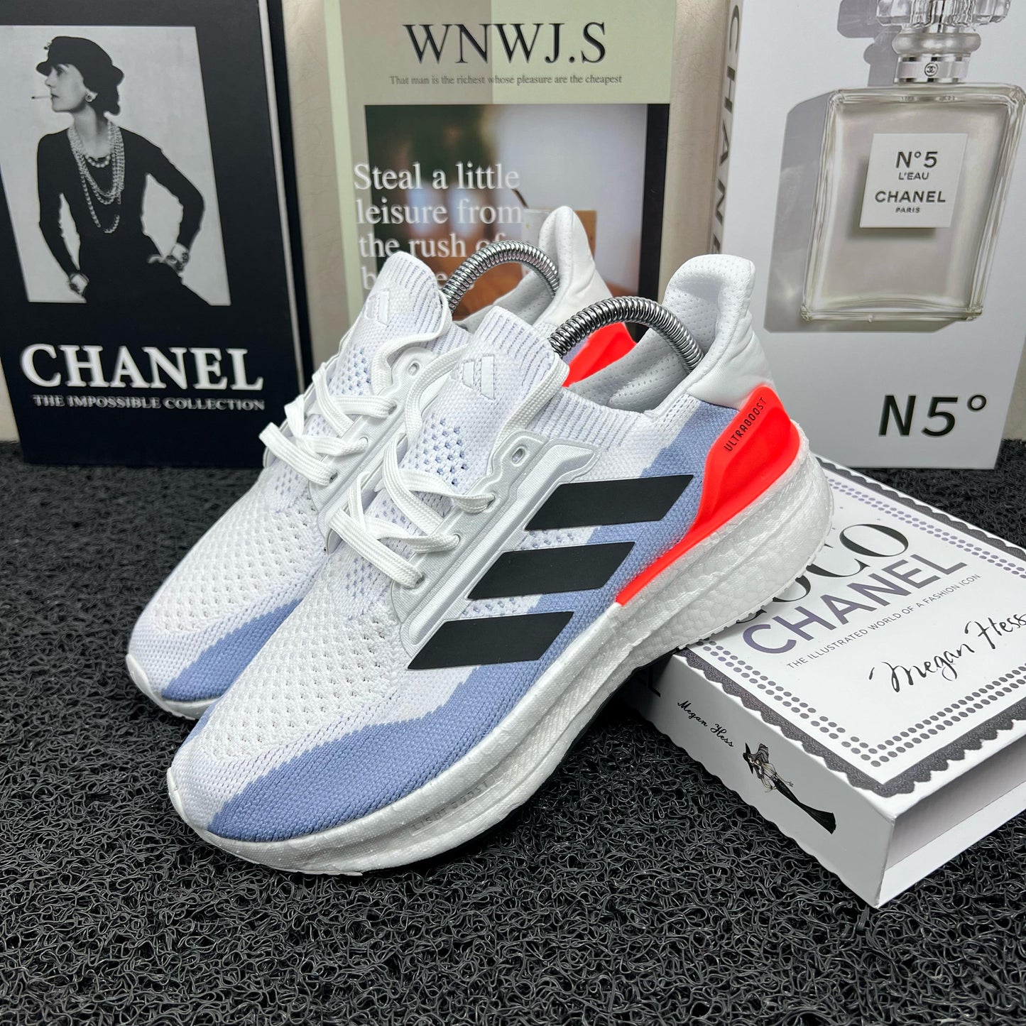 AD Ultraboost Light Ref: 4780 Dama