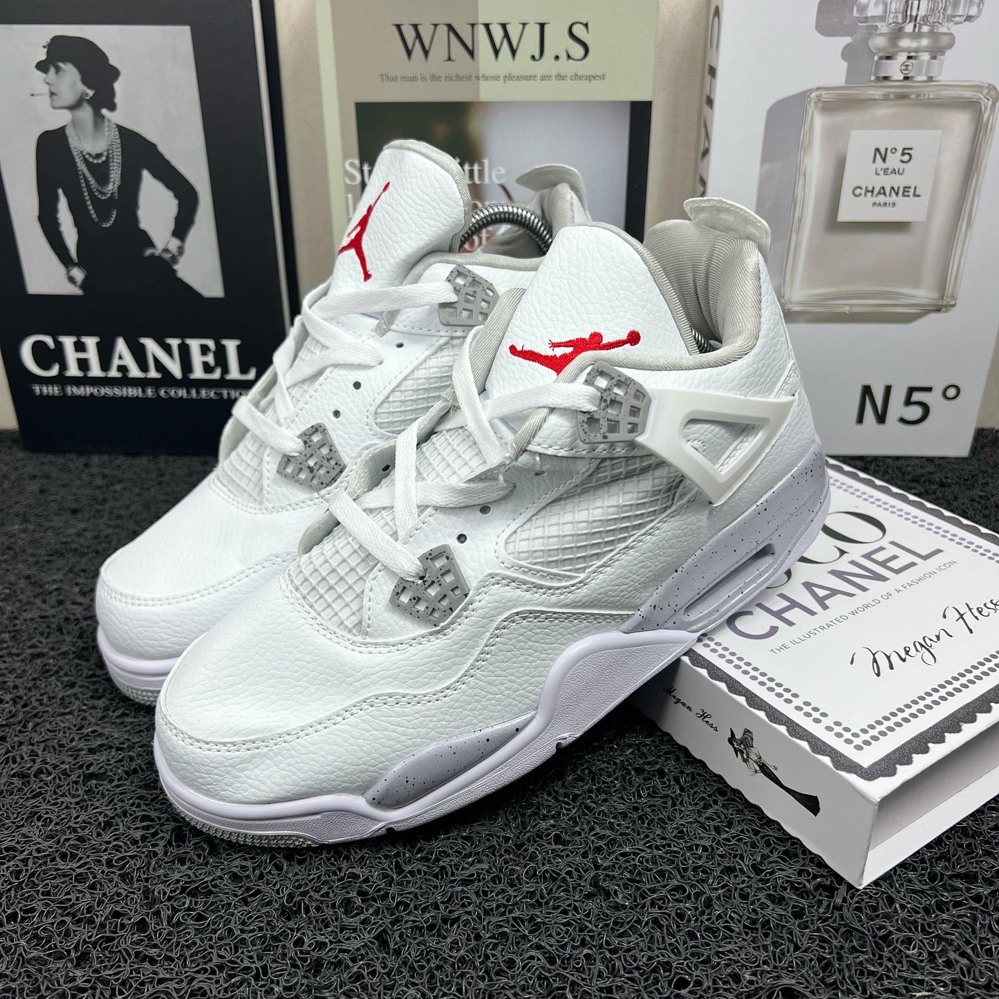 NK Jordan Retro 4 Ref: 3809 Hombre
